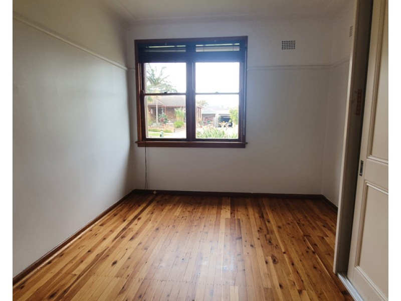 28 KENSINGTON ST, Punchbowl NSW 2196