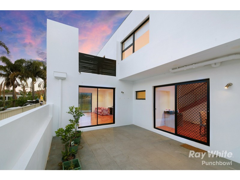 18 Hillcrest St, Wiley Park NSW 2195