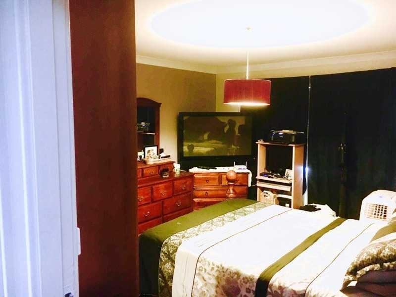 1 MAPLE COURT, Greenacre NSW 2190