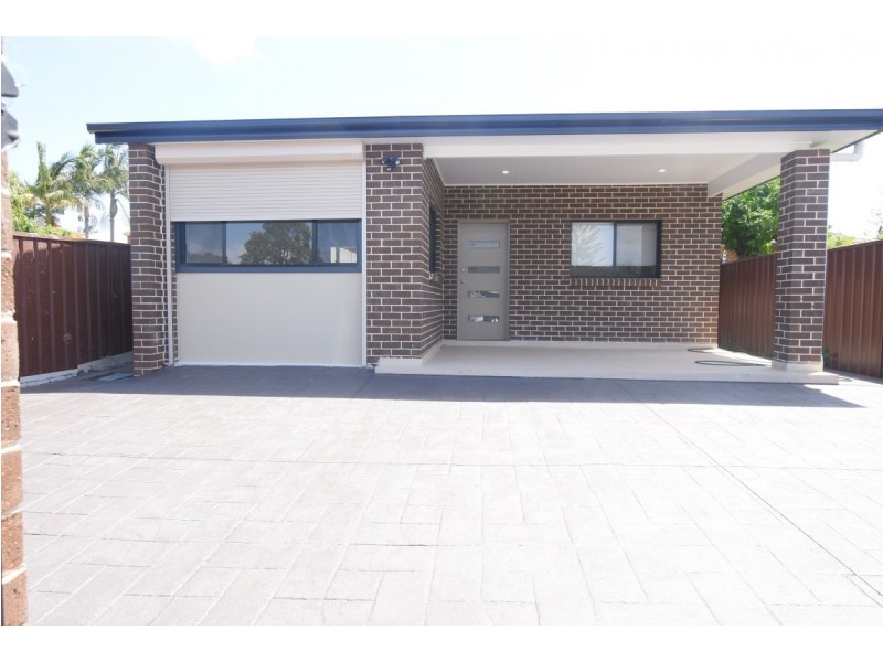 32 CAMPAPES LANE, Wiley Park NSW 2195