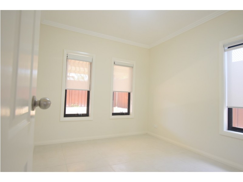 32 CAMPAPES LANE, Wiley Park NSW 2195