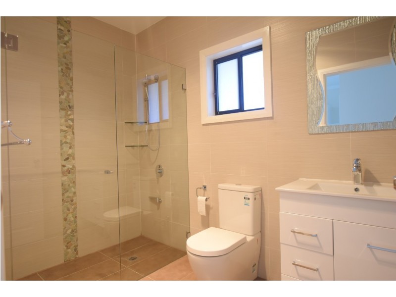 32 CAMPAPES LANE, Wiley Park NSW 2195