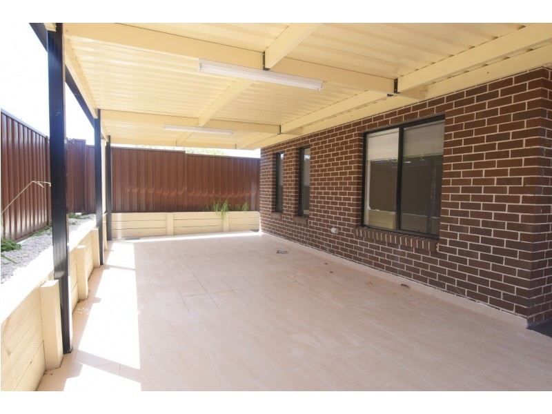 32 CAMPAPES LANE, Wiley Park NSW 2195