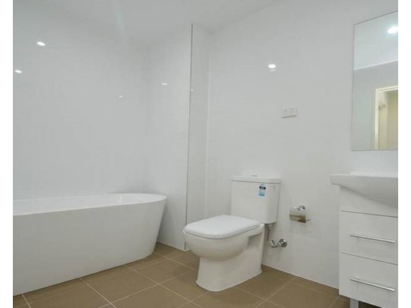 30/1 Browne Parade, Liverpool NSW 2170