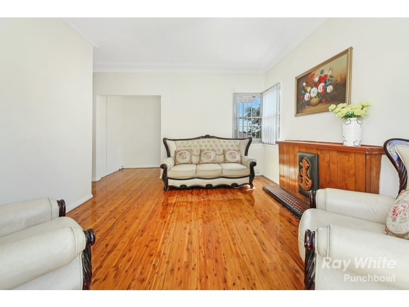 31 Warren Parade, Punchbowl NSW 2196