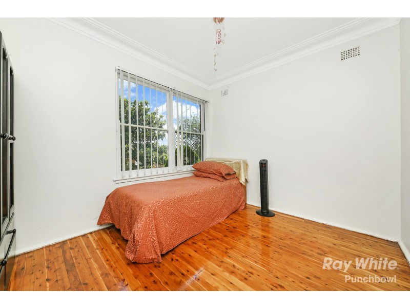 31 Warren Parade, Punchbowl NSW 2196