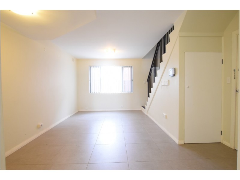 3/63 AUGUSTA, Punchbowl NSW 2196