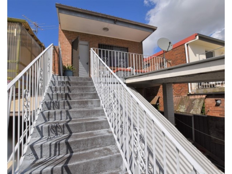 19 Breust Place, Punchbowl NSW 2196