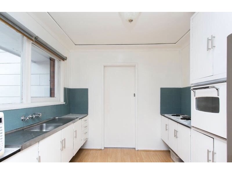 11 Fewtrell Avenue, Revesby Heights NSW 2212