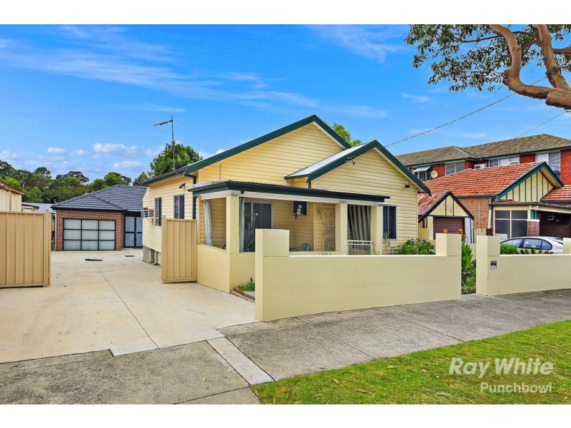 6 RENOWN AVENUE, Wiley Park NSW 2195
