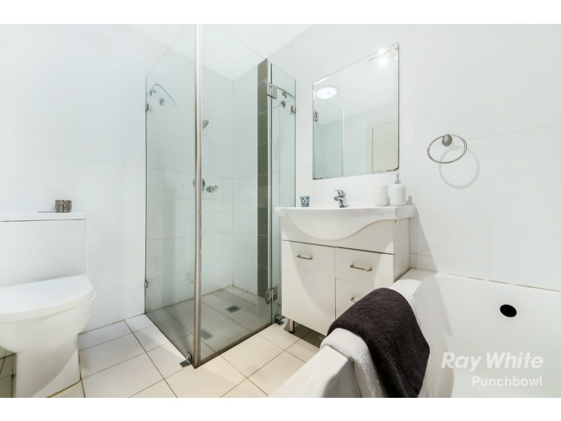 3/30 Chiswick Road, Greenacre NSW 2190