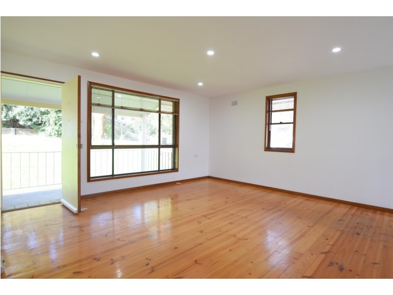 12 SEDGEMAN AVE, Menai NSW 2234