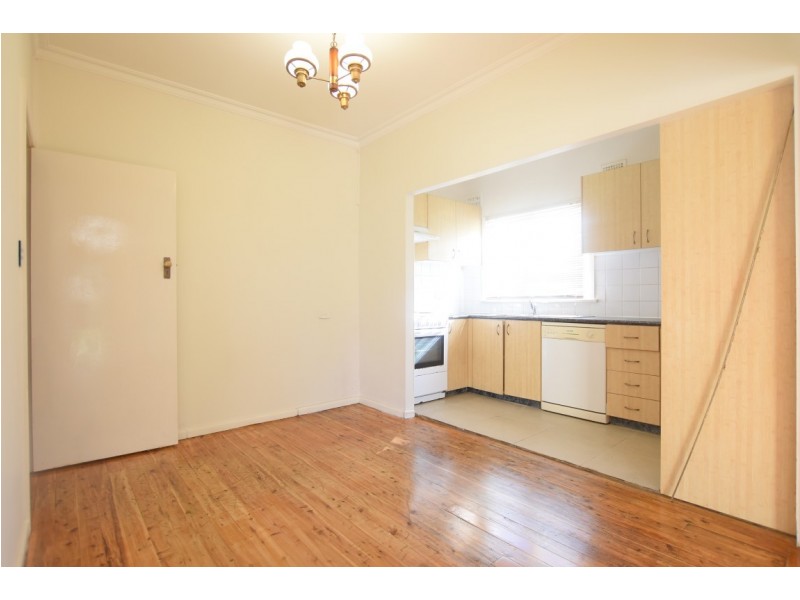 18 BLENMAN AVENUE, Punchbowl NSW 2196