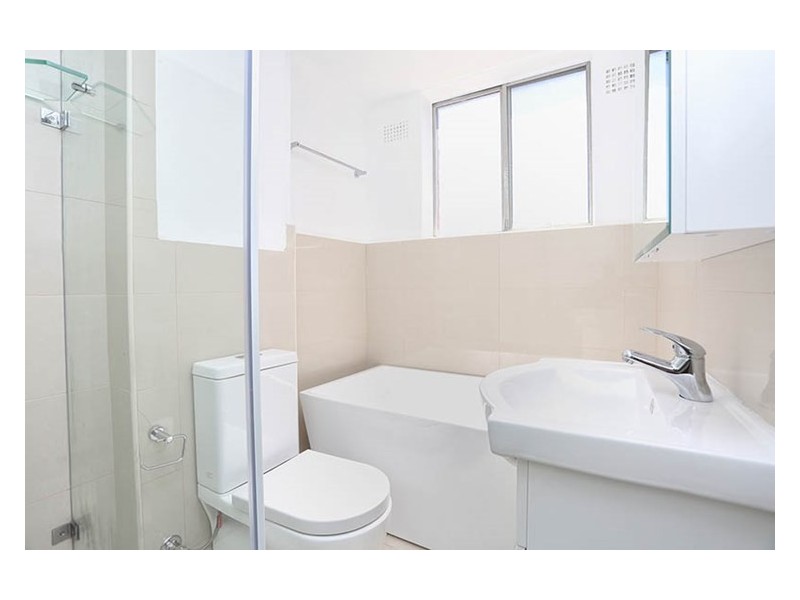 8/24-30 Fairmount, Lakemba NSW 2195