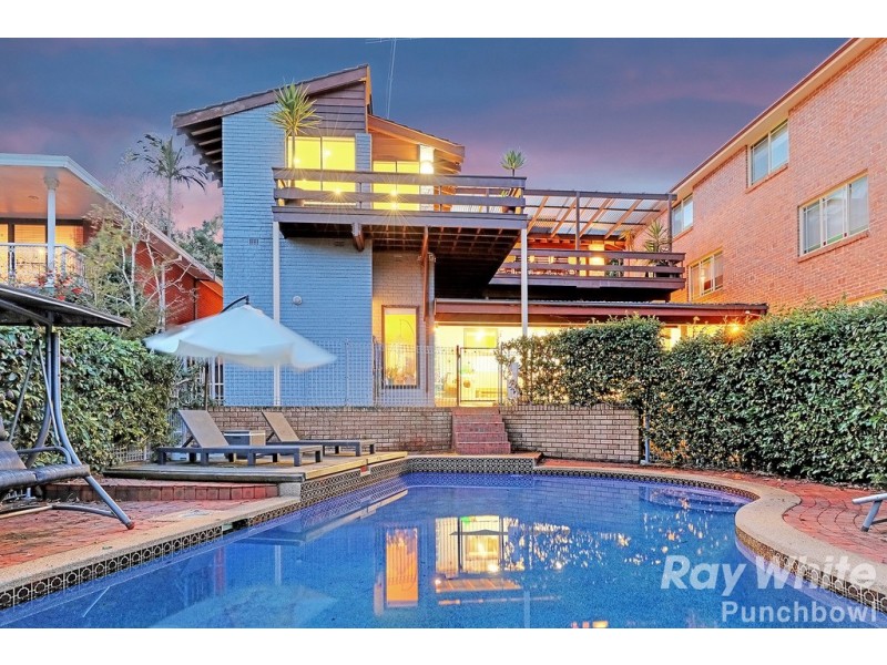 2 Valley Rd, Padstow Heights NSW 2211