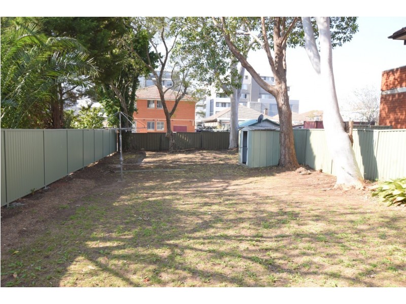 24 ARTHUR ST, Punchbowl NSW 2196