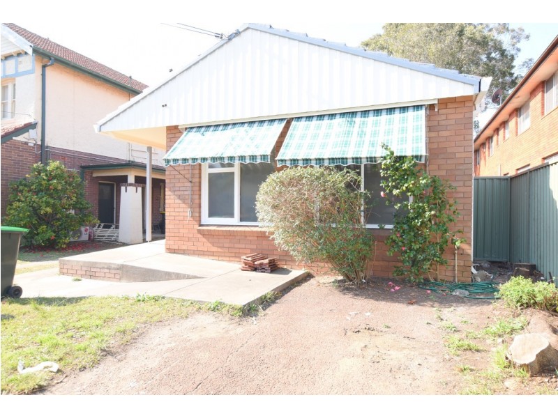 24 ARTHUR ST, Punchbowl NSW 2196