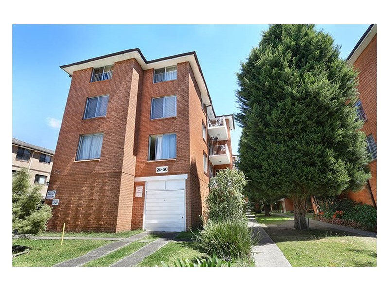 8/24 Fairmount Street, Lakemba NSW 2195