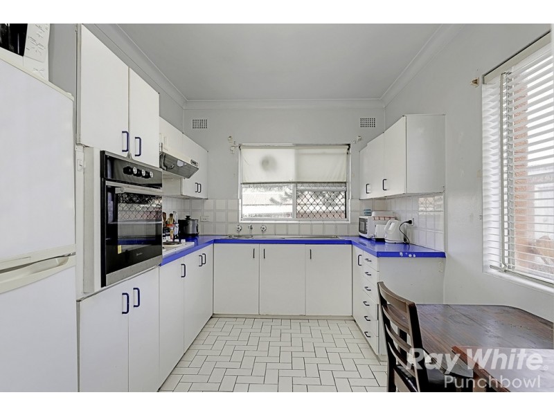 8/13 Quigg Street North, Lakemba NSW 2195