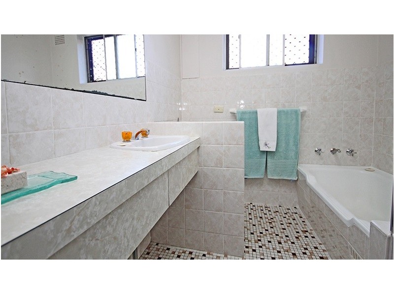 2/49 Broadway, Punchbowl NSW 2196