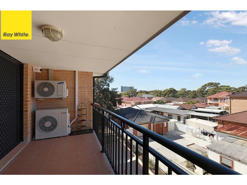 13/7 Chertsey Avenue, Bankstown NSW 2200