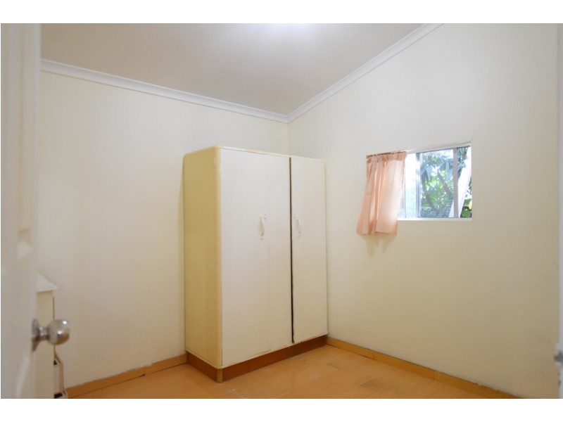 9 McPherson Avenue, Punchbowl NSW 2196