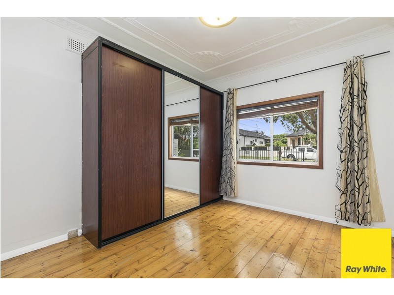 28 Renown Avenue, Wiley Park NSW 2195