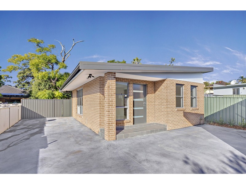 24A JOHNSTONE, Peakhurst NSW 2210