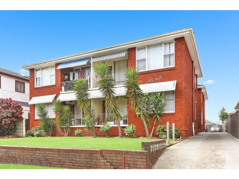 2/58 Broadway, Punchbowl NSW 2196