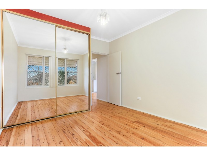 2/58 Broadway, Punchbowl NSW 2196