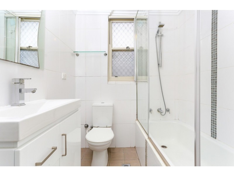 2/58 Broadway, Punchbowl NSW 2196