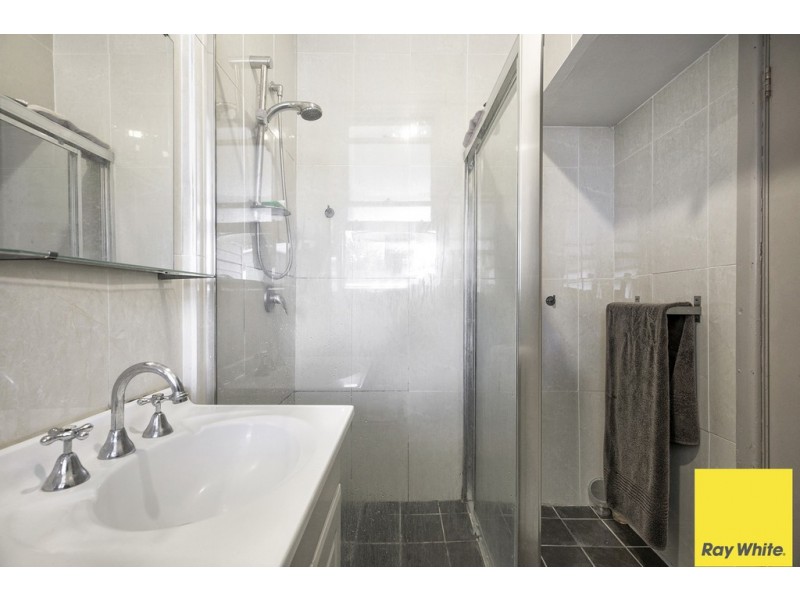 8 Bamfield Ave, Yagoona NSW 2199