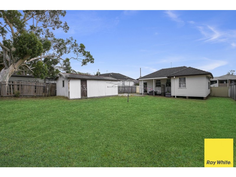 8 Bamfield Ave, Yagoona NSW 2199