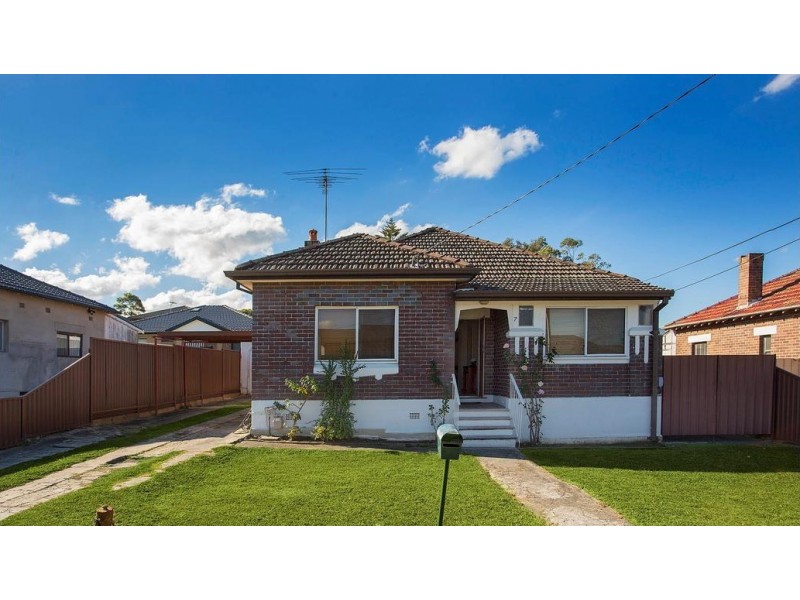 7 Yarran Street, Punchbowl NSW 2196