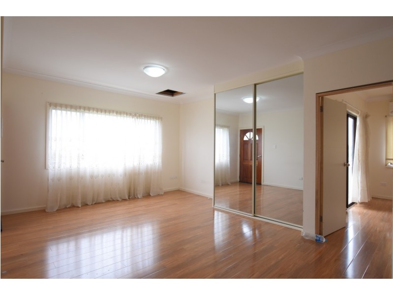 1 NOCKOLDS AVENUE, Punchbowl NSW 2196