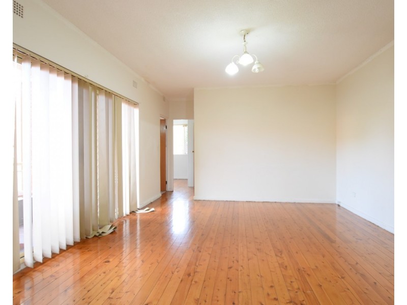 1/107 ROSEMONT STREET, Punchbowl NSW 2196