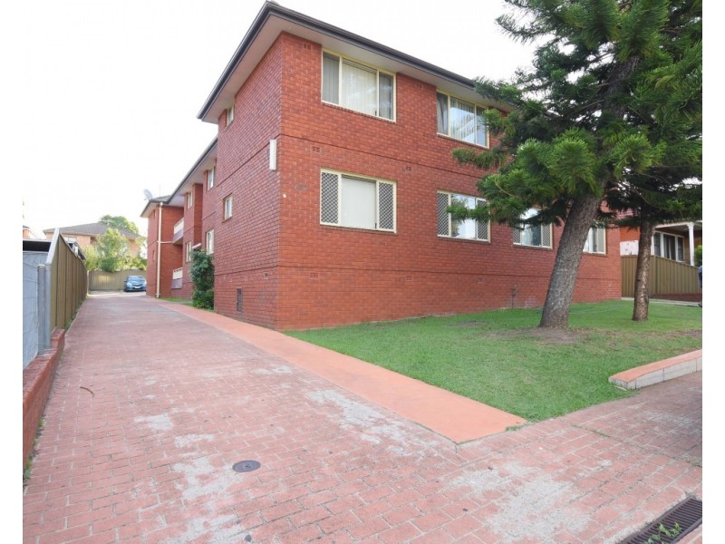 1/107 ROSEMONT STREET, Punchbowl NSW 2196