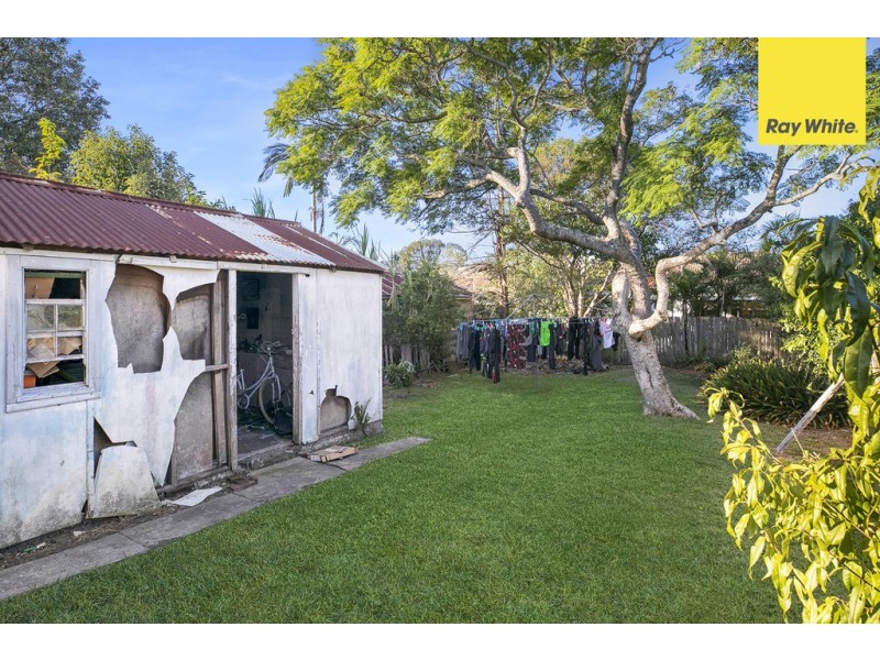 11 Defoe Street, Wiley Park NSW 2195