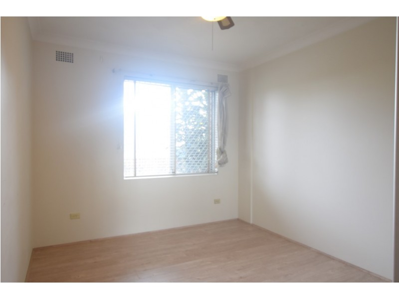 2/18 Hillard Street, Wiley Park NSW 2195