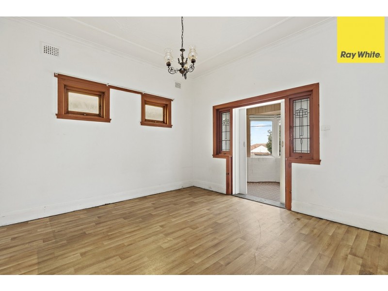 5 Warren Parade, Punchbowl NSW 2196