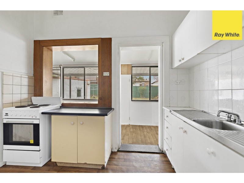 5 Warren Parade, Punchbowl NSW 2196