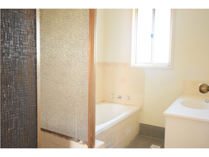 5 BYRON STREET, Campsie NSW 2194