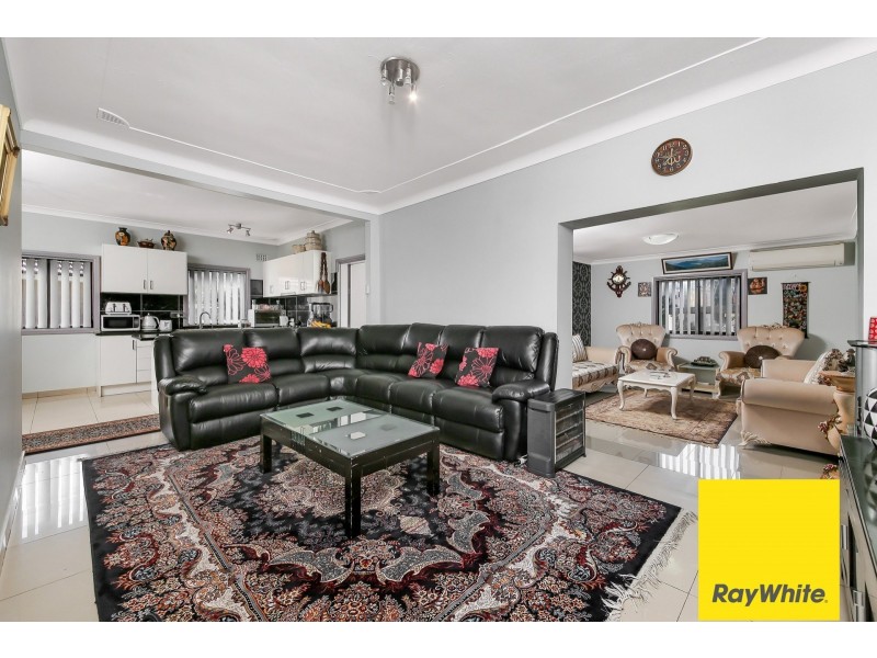 15 Goonaroi Street, Villawood NSW 2163