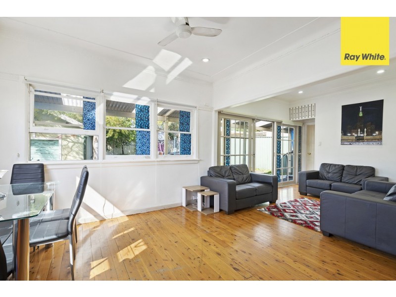 6a Linden Avenue, Punchbowl NSW 2196