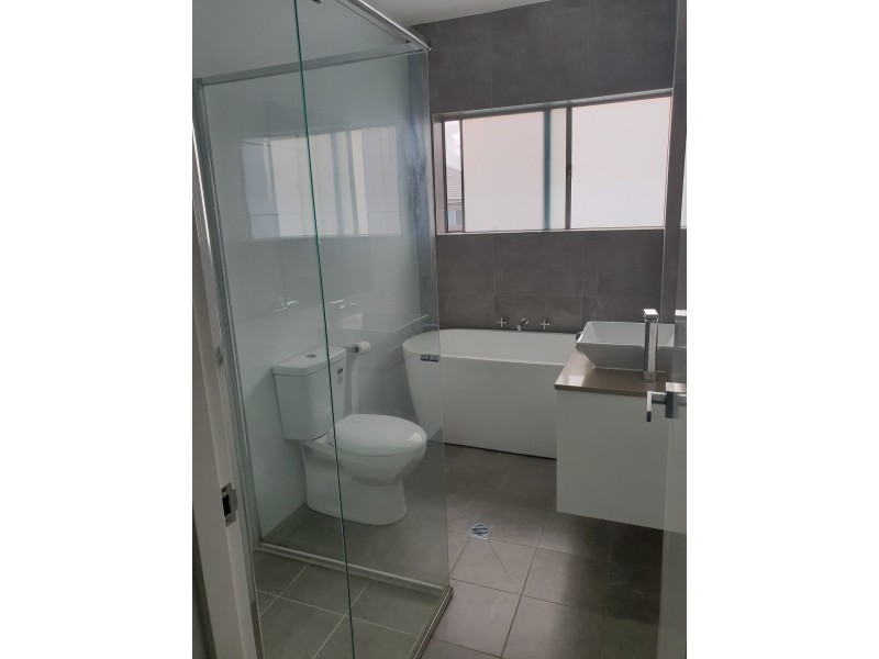 1 Linden Ave, Punchbowl NSW 2196