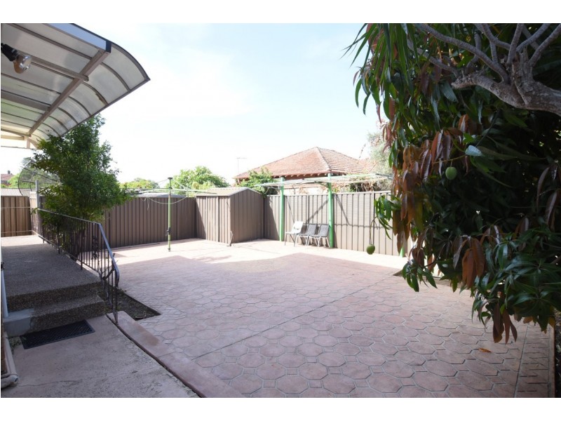 80 RAWSON ROAD, Wiley Park NSW 2195