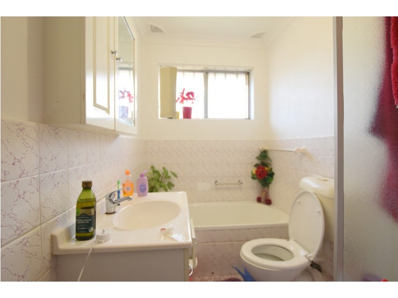 5/2 BOOREA AVENUE, Lakemba NSW 2195