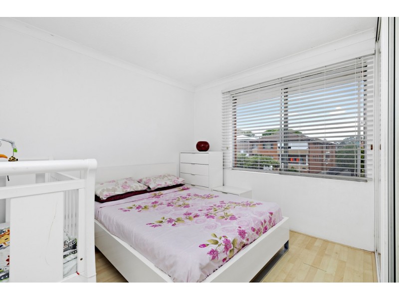 4/3 Boorea Avenue, Lakemba NSW 2195