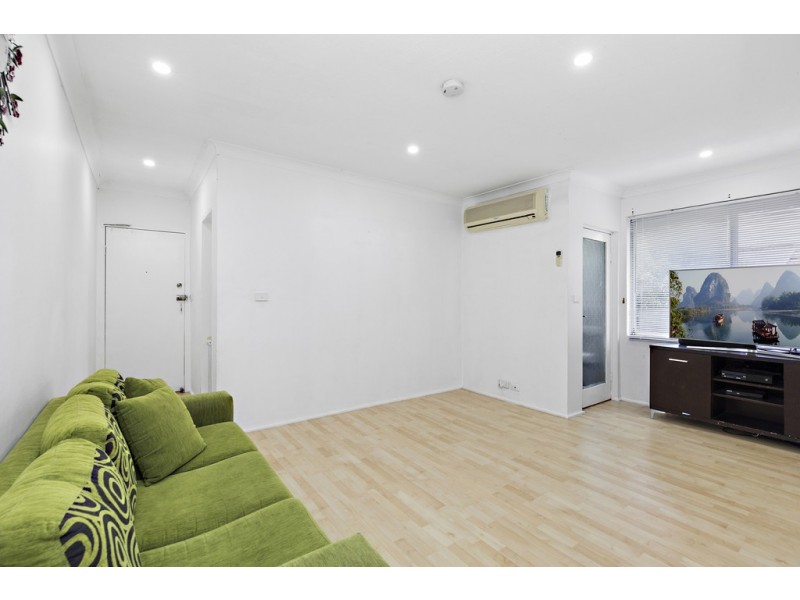 4/3 Boorea Avenue, Lakemba NSW 2195