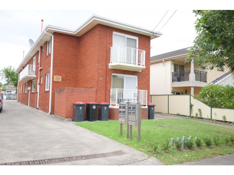 4/13 ROSEMONT STREET NORTH, Punchbowl NSW 2196